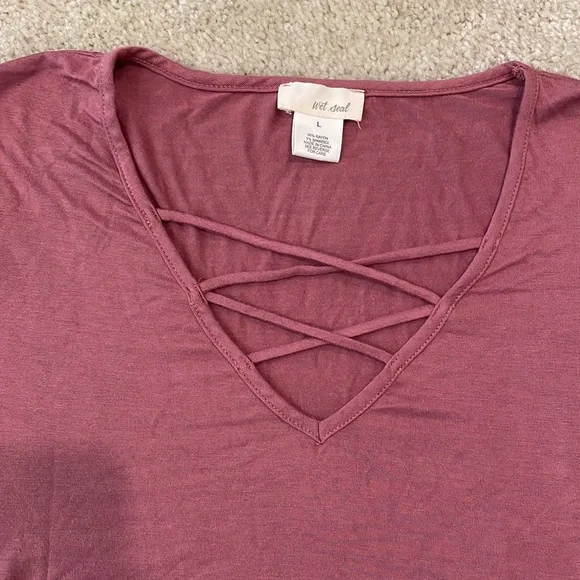 Top - Picture 2 of 3